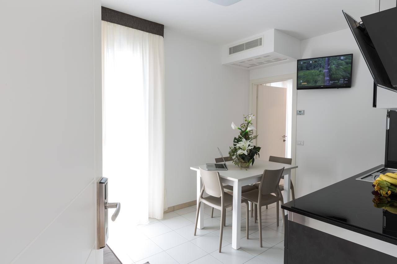 Residence Perla Verde Riccione Exterior foto